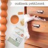 Miss Mustard Seed´s Milk Paint im Farbton Outback Petticoat, einem soften Orange.